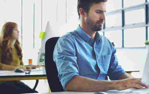 Regreso a la oficina: cómo revertir el teletrabajo con respaldo legal